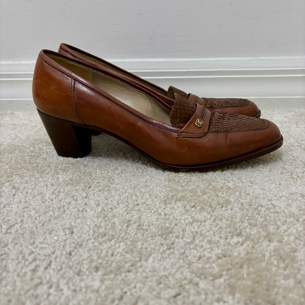 Vintage Bruno Magli Italian Leather Heeled Loafers Brown Womens size 7.5 Python - Picture 2 of 10